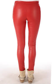 Découvrez les nouveautés pantalons cigarette, pantalons slim, pantalons stretch, jogging ou encore tregging. Legging Agneau Strech Rouge La Canadienne La Canadienne Pantalon Short Cuir Rouge