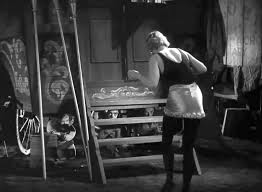 We accept her, we accept her. The Film Sufi Freaks Tod Browning 1932