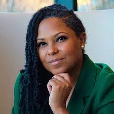 Eduvijes Perez's Instagram, Twitter & Facebook