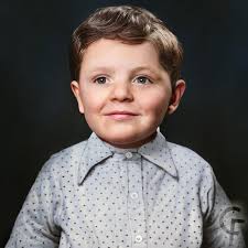 Anthony Hopkins fête aujourd'hui son 85e anniversaire. J'ai colorisé sa  photo d'enfance, qu'il a mise sur son écran de veille et a dit : "Nous  avons bien fait, gamin". : r/estoration