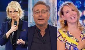 Canal 5 es un canal de entretenimiento de televisa que brinda información y videos de series, programas, películas, así como de cine, anime y videojuegos. Programmi Canale 5 Quando Iniziano Ciao Darwin E Il Serale Di Amici 18