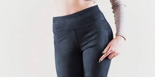 And in case you ask 2 yet another pet peeve: Hide Or Remove Camel Toe From Your Bottoms Using These Tricks