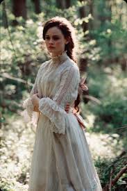 Tuck Everlasting S Alexis Bledel Can She Be Any Prettier Sheesh Tuck Everlasting Wedding Dresses Mori Girl Fashion