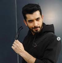 sarad malhotra from in.pinterest.com
