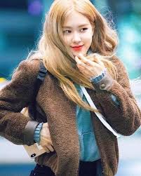 Pin By Duda On Blackpink Rose Celebrities Blackpink Blackpink Rose