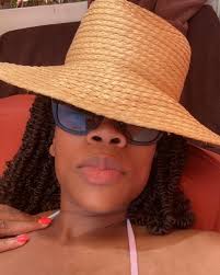 How do I spell happy? R & R