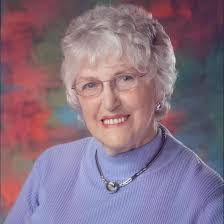 Danielle Loewen's Instagram, Twitter & Facebook