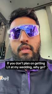 All that money just to see people sitting down. SMH #wedding #boda  #bodamexicana #chicago #español #mexican #mexicanwedding  #paratiiiiiiiiiiiiiiiiiiiiiiiiiiiiiii