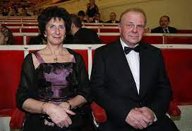 Oficjalna strona z informacjami o wyborach do sejmu i do senatu rzeczypospolitej polskiej odbywających się w 13go października 2019 roku w polsce. Rodzina Ireny Szewinskiej Maz I Synowie Ireny Szewinskiej Andrzej I Jaroslaw 2 Viva Pl
