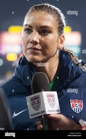 Hope solo hi-res stock photography and images