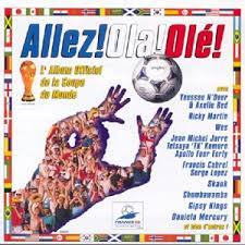 Chanson chantée en espagnol par ricky martin, logique, vu que cela se passe ah, la coupe du monde 2006 ! Allez Ola Ole L Album Officiel De La Coupe Du Monde Artistes Divers Jam Spoon Amazon Fr Musique