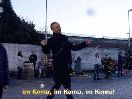 Legen sie sich grenzen auf, seit sie kinder haben? Jan Bohmermann Zdf Magazin Royale Schiesst Mit Song Gegen Corona Leugner Die Feuern Unter Der Gurtellinie Zuruck Welt