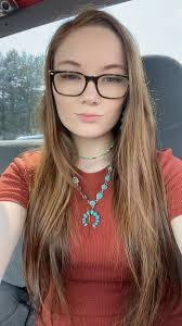 Lydia Farley's Instagram, Twitter & Facebook