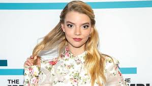 She made her debut in the fantasy series atlantis (2015). Inside Anya Taylor Joy S Life Her Parents And Boyfriend Thenetline Anya Taylor Joy Celebrities Female Anya
