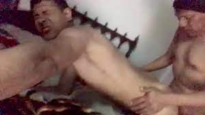 Joven gay es cojido por maduro cuarentón - XNXX.COM