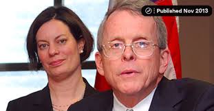 Lynette Gorman's Instagram, Twitter & Facebook