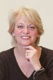 Diane Constantino's Instagram, Twitter & Facebook