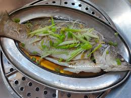 Rahasia resep ikan tim ala restoran hong kong. Resepi Ikan Siakap Stim Mudah Dan Cepat