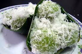 200g ubi ungu 65gram tepung tapioka 2sdm air putih 200g ubi orange 65gram tepung tapioka 2sdm air putih 200gram. Resep Kue Klepon Singkong Khas Jawa Tengah Palapa News