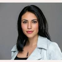 Christine Barraza's Instagram, Twitter & Facebook