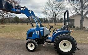 New Holland WORKMASTER 37 Tractor