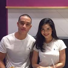 Afifah nasir (famous actress) visited premier clinic seeking help for her hair loss problem. Kalau Dipaksa Kenapa Pegang Tangan Respon Bella Bila Kekasih Afifah Nasir Mahu Bersemuka Dengan Aliff Aziz