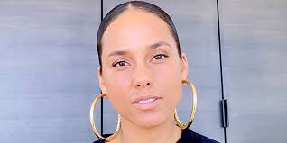 At the age of 16, alicia keys graduated from professional performing arts program in new york city and released her first album, which directly went to #1. Listen To Alicia Keys New Song Good Job Pitchfork