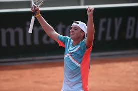 Players with four titles are not included here. Dominic Stephan Stricker Wins His First Junior Grand Slam Title At Roland Garros Ubitennis