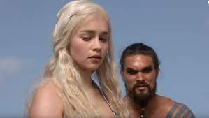 Emilia isobel euphemia rose clarke is an english actress. Game Of Thrones Emilia Clarke Und Jason Momoa Feiern Geburtstag