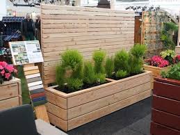 Balkon Pflanzkasten Holz Lang L Mit Sichtschutz Oberflache Natur Wetterfestes Holz Pflanzkasten Holz Pflanzkasten Wetterfestes Holz