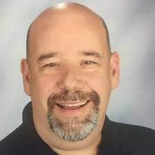 Mike Dye's Instagram, Twitter & Facebook