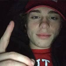 Isabelle Eckert (@IsabelleEckert)