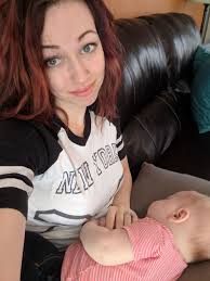 Did my makeup for the first time since little buddy was born for some  family pictures this morning and it felt so good! Very thankful for makeup  that I can throw on