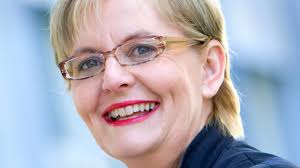 Unis slow to sign code of freedom