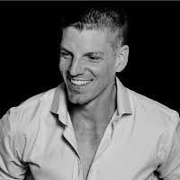 David Maillet's Instagram, Twitter & Facebook