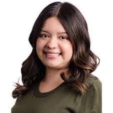 Marlene Aponte's Instagram, Twitter & Facebook