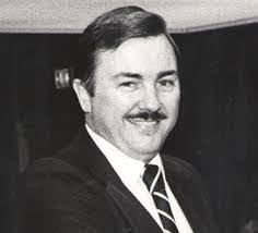 Samuel Pike's Instagram, Twitter & Facebook