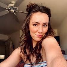 Olivia Darwin's Instagram, Twitter & Facebook