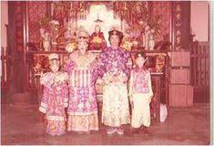 Sejarah pembentukkan masyarakat baba dan nyonya dan keunikan masyarakat baba dan nyonyanama : 45 Aishie S Baba Nyonya Aesthetics Ideas Nyonya Food Kebaya Wedding Chinese Empress