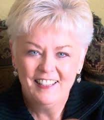 Alice Menefee's Instagram, Twitter & Facebook