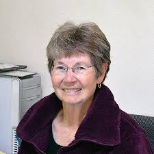 Bonnie Smith's Instagram, Twitter & Facebook