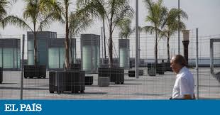 La Plataforma Del Zoo Mari Sense Fer Se Servir Despres De Mes D Una Decada Catalunya El Pais Catalunya