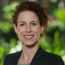 Lauren Cheatham's Instagram, Twitter & Facebook