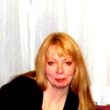 Melody Rhodes's Instagram, Twitter & Facebook