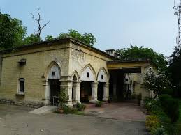 A Few Old Bungalows in the Civil Lines ...