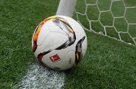 Adidas torfabrik bundesliga soccer ball == special items == discontinued model == manufacturer: Adidas Loses Bundesliga Ball Supplier Deal Footy Headlines