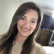 Tabitha Stringer's Instagram, Twitter & Facebook