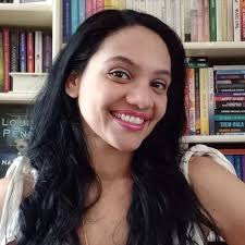 Beatriz Andrade (@biaentreleituras) • Threads, Say more