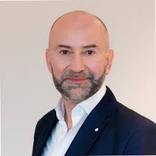 Badré Camara, EMBA sur LinkedIn : Un grand MERCI à l'Université de Lorraine  de m'avoir offert la possibilité…