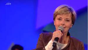 Stillewe , ruimte en taalkunstenaars. 28 Jaar Na Songfestival Ingeborg Zingt Door De Wind Nog Eens Op Televisie Songfestival Be